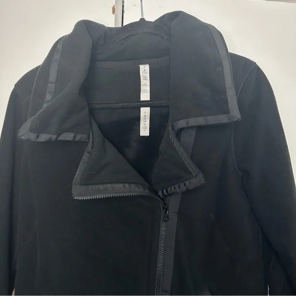 Lululemon Moto Jacket Fleece Black with Asymmetrical Zipper - Picture 4 of 12